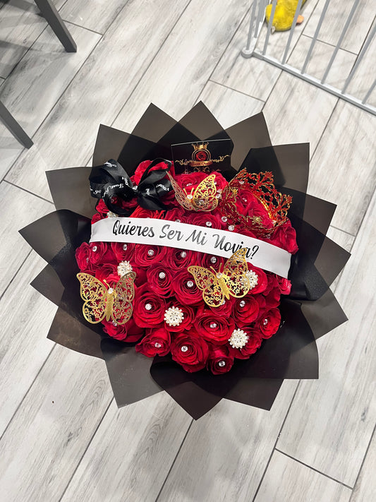 “Quieres Ser Mi Novia?” Bouquet