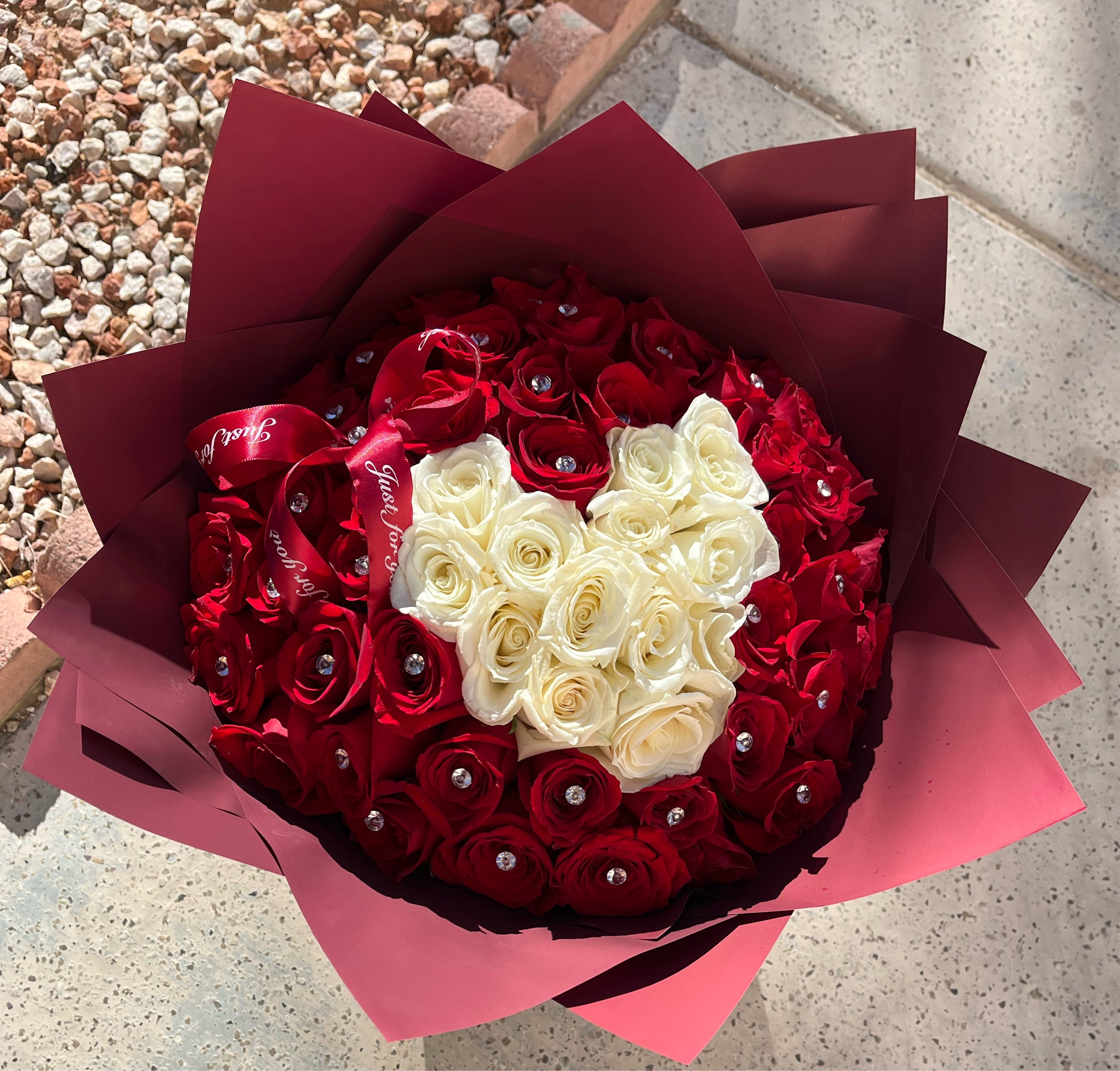 LV wrapping Paper, Flower Arrangement, bouquets, Ramo De Flores