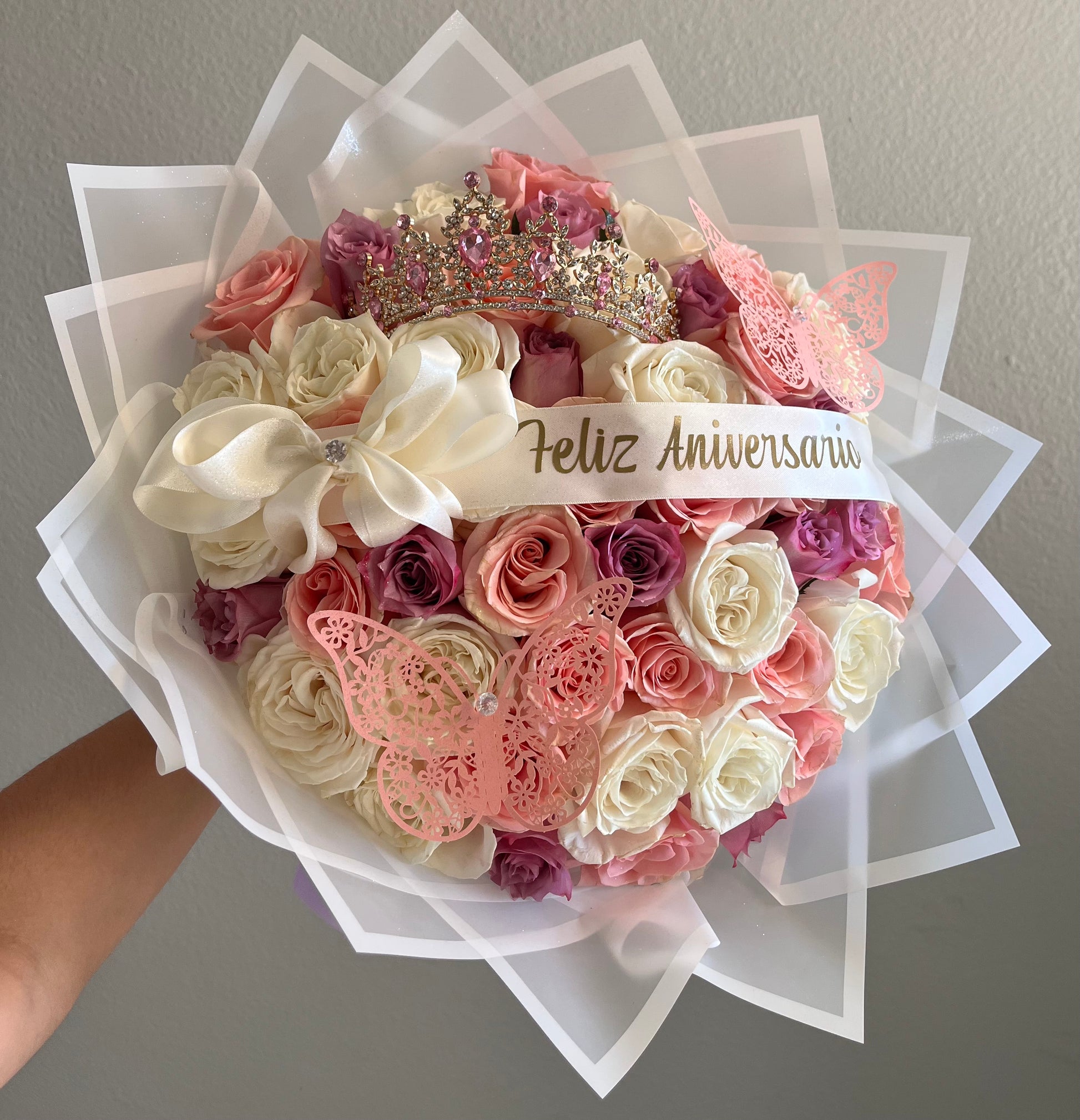 Quieres Ser mi Novia?”- 100 roses Bouquet – bloomqueenlv